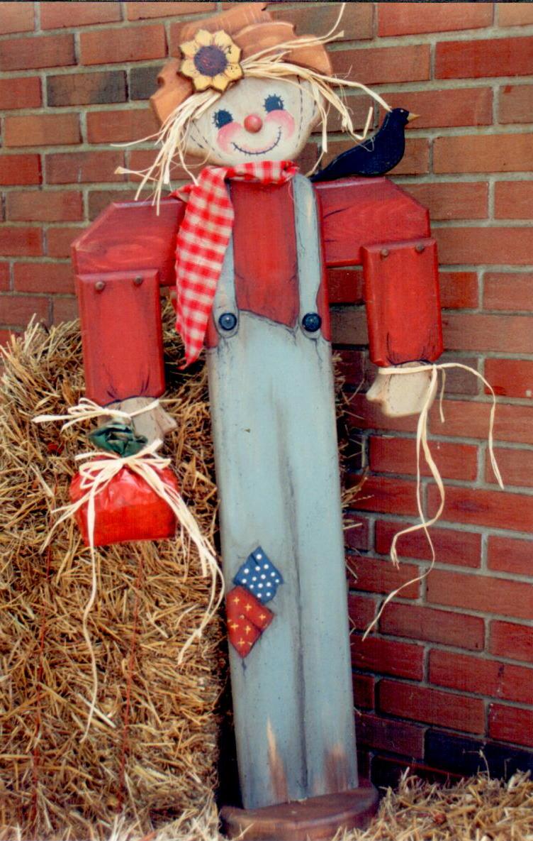 44 Inch Scarecrow - Julie White