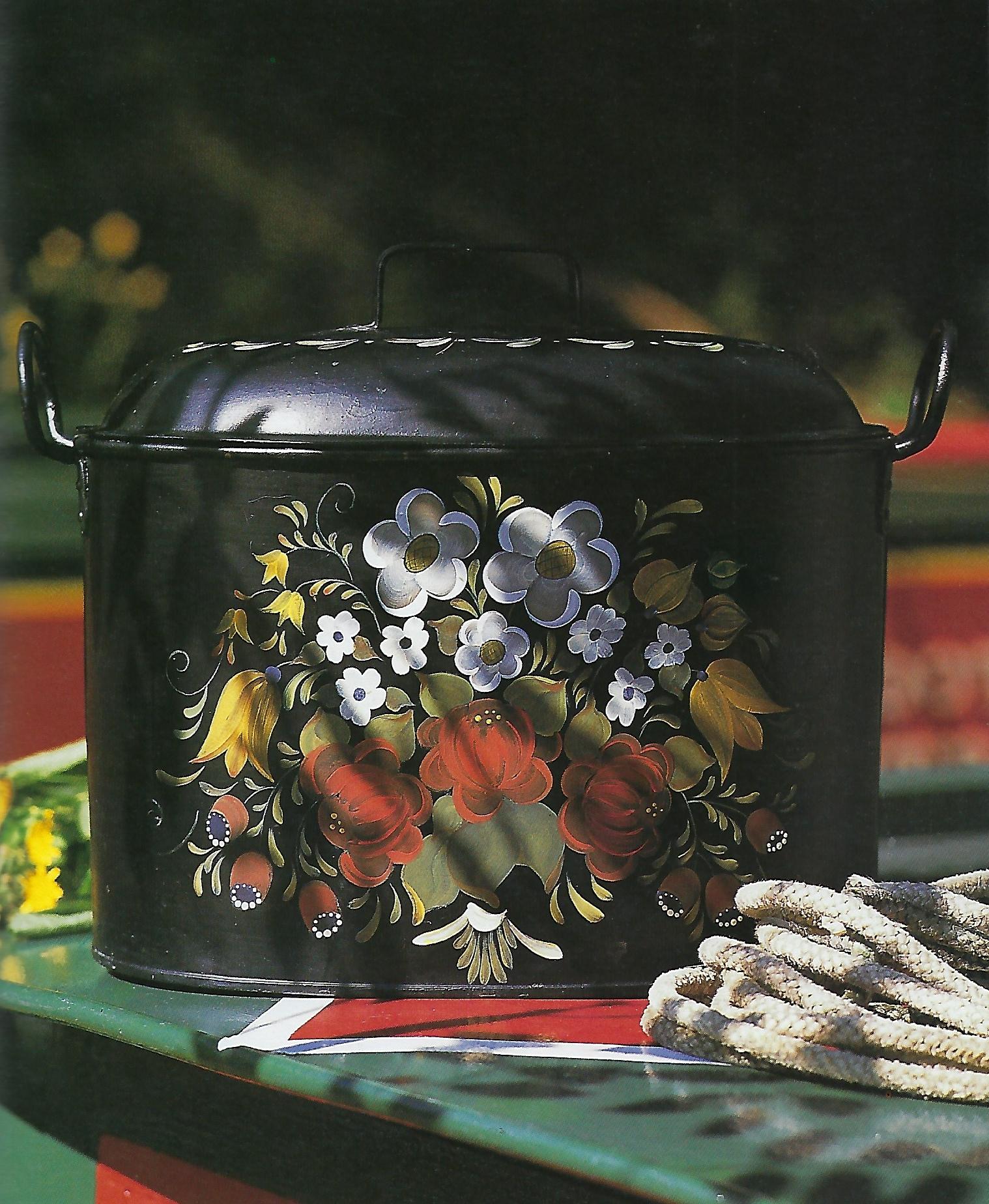 Folk Art Style: Traditional and Contemporary Painting for Everyday Objects - Sybil Edwards