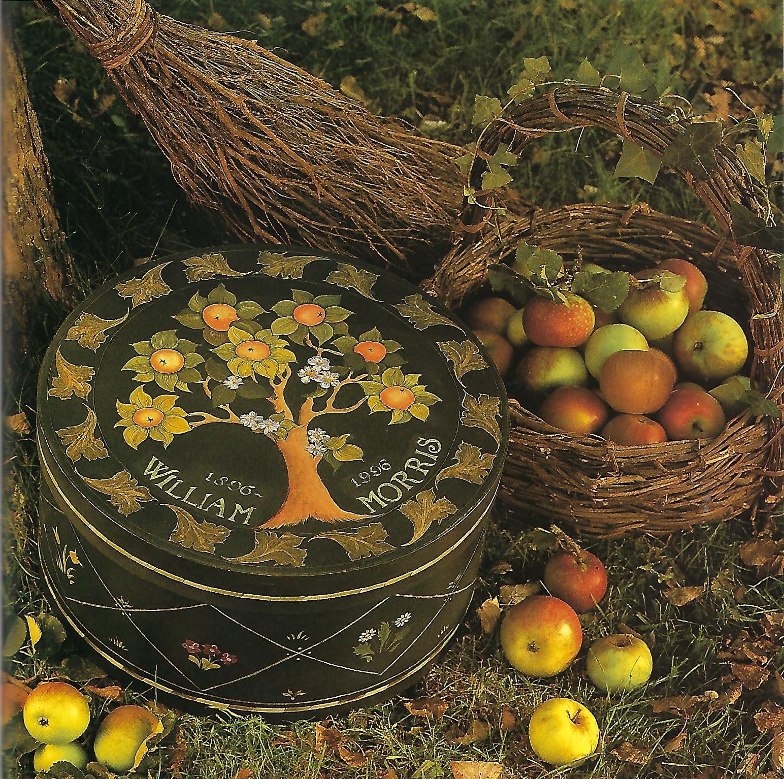 Folk Art Style: Traditional and Contemporary Painting for Everyday Objects - Sybil Edwards