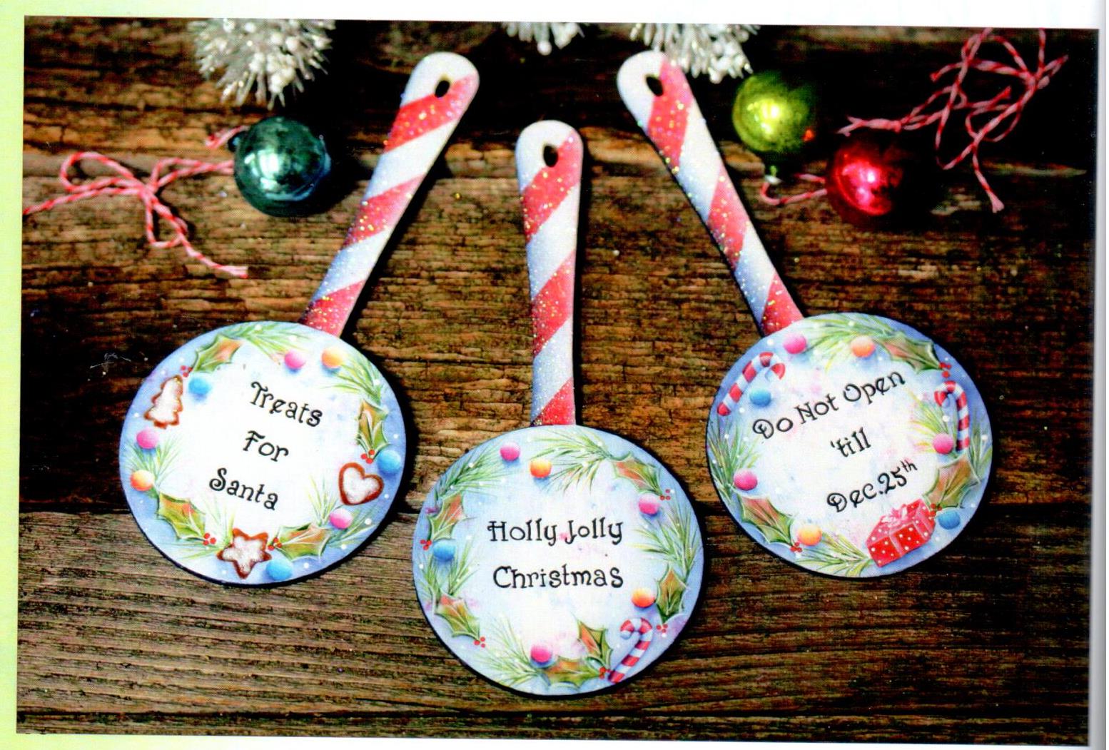 Holly Berries & Twigs Country Market - Kim Christmas