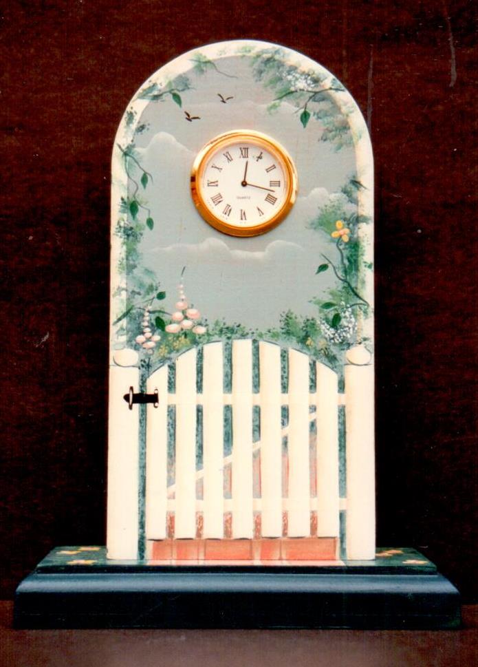 Mini Clock - Trellis - Janet Snell
