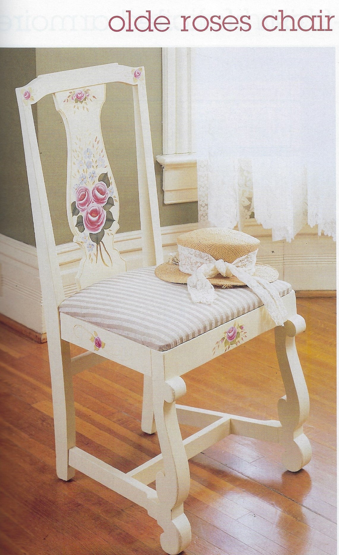 Painted Furniture - Leisure Arts