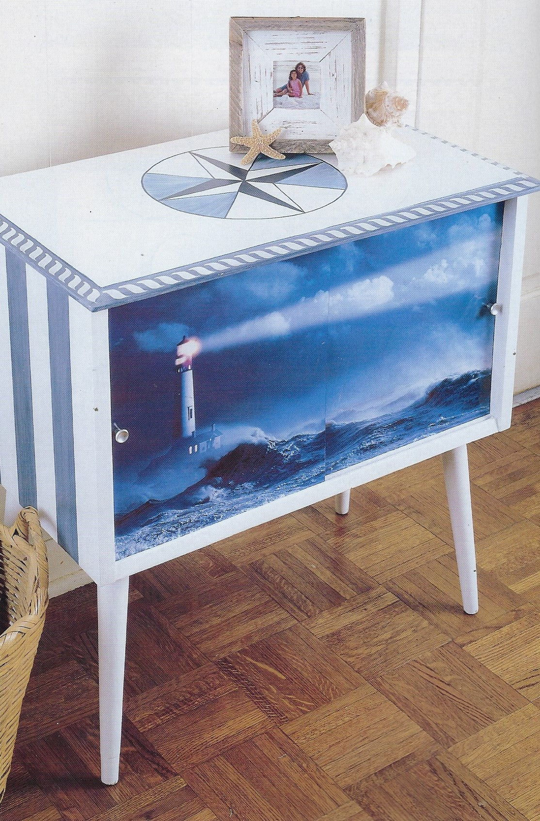 Painted Furniture - Leisure Arts