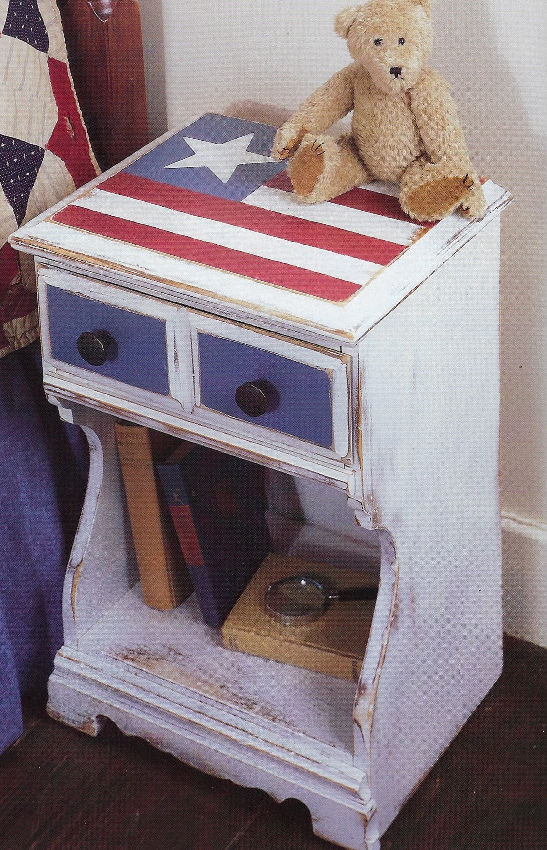 Painted Furniture - Leisure Arts