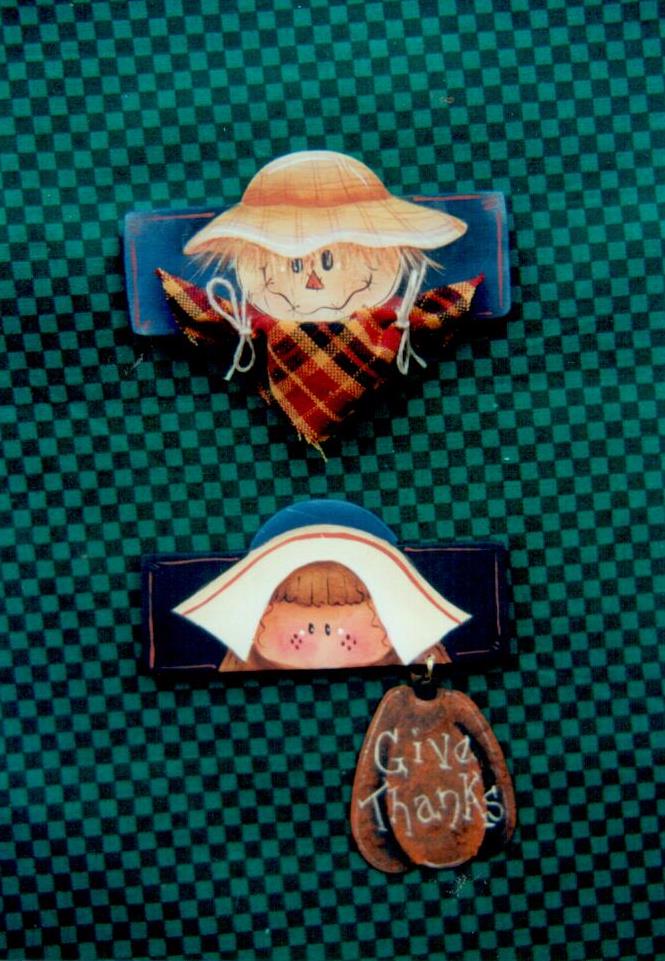 Scarecrow and Pilgrim Country Sign Pins - Heartstrokes