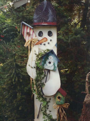 Tall Snowman with Birdhouse - Sonja Richardson