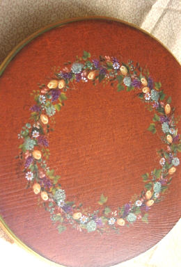 Lazy Susan Vine #326 - Phyllis Tilford