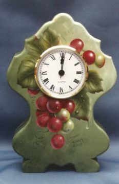 Red Grapes Clock - Deanne Fortnam